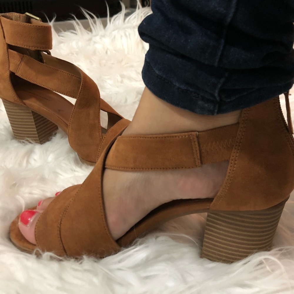 Melrose and Market Block Heel Sandals - Picture 5 of 6